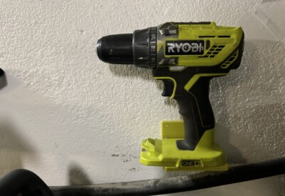Location Visseuse électrique Ryobi à Vizille