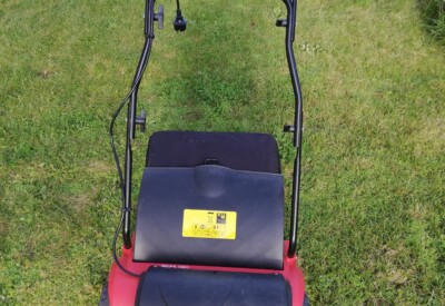 Location Scarificateur Einhell à Le Loroux-Bottereau