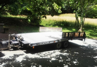 Location Remorque porte voiture Plus de 750kg Autre à Grésy-sur-Isère