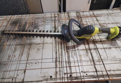 Location Taille haie électrique Ryobi à Soppe-le-Bas