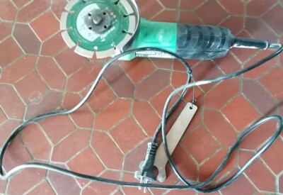 Location Meuleuse électrique Hikoki à Carentoir