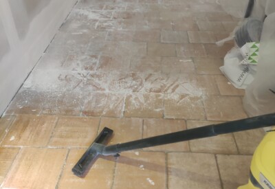 Location Aspirateur eau poussière électrique Karcher à Baugé-en-Anjou