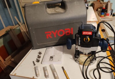 Location Défonceuse à bois électrique Ryobi à Divatte-sur-Loire