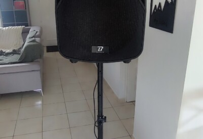 Location Enceinte amplifiée sur Pied Autre à La Haie-Fouassière