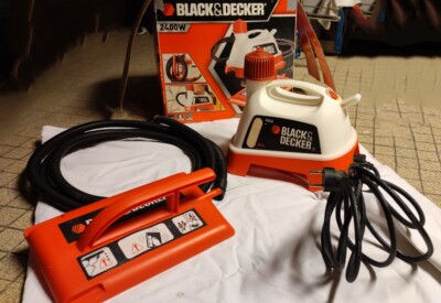 Location Décolleuse à papier peint électrique Black et decker à Treillières