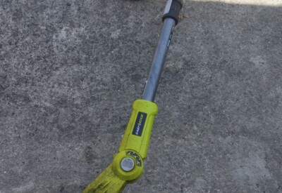 Location Coupe bordure électrique Ryobi à Chaudun