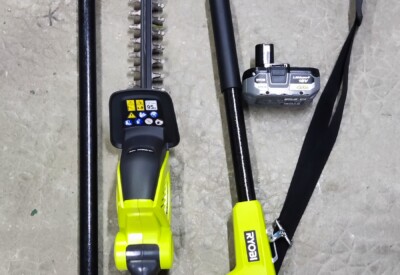 Location Taille haie sur perche électrique Ryobi à Cordemais