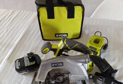 Location Scie circulaire électrique Ryobi à Pernes les fontaines
