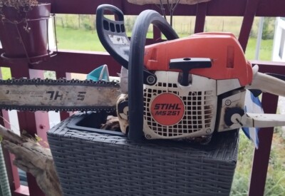 Location Tronçonneuse à bois Thermique Stihl à Saint-Pierre-d'Irube