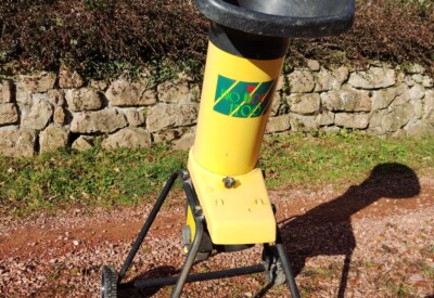 Location Broyeur de végetaux électrique Autre à Thizy-les-Bourgs