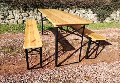 Location Table + bancs Autre à Thizy-les-Bourgs