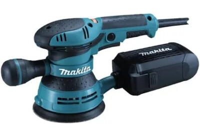 Location Ponceuse excentrique électrique Makita à Ginestet