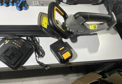Location Taille haie électrique Autre à Méreau