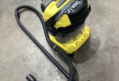 Location Aspirateur eau poussière électrique Karcher à Montreuil