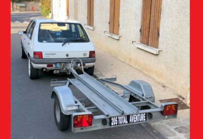 Location Remorque porte moto Moins de 750kg Autre à Beauchamp