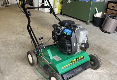 Location Scarificateur démousseur Thermique Autre à Sérézin-du-Rhône