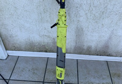 Location Coupe branche électrique Ryobi à Saint-Christophe-du-Ligneron