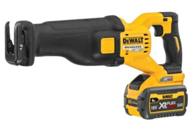 Location Scie sabre électrique Dewalt à Bourg les valence