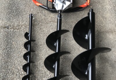 Location Tarière thermique 52cm3, 3cv Autre à Bouchemaine
