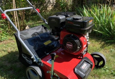 Location Scarificateur démousseur Thermique Autre à Saint-Avertin