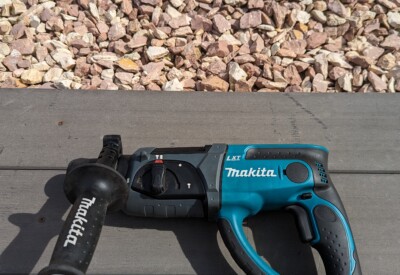 Location Perforateur burineur électrique Makita à Niederschaeffolsheim