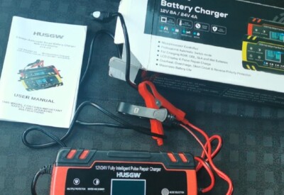 Location Chargeur de batterie électrique Autre à Bezons