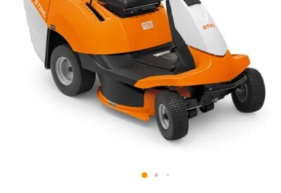 Location Tracteur tondeuse Thermique Stihl à Segré-en-Anjou Bleu