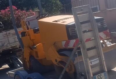 Location Rouleau compacteur Autre à Mollans-sur-Ouvèze