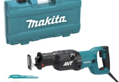 Location Scie sabre électrique Makita à Meyzieu