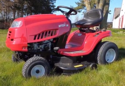 Location Tracteur tondeuse Thermique Autre à Montesquieu-Volvestre