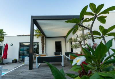 Comment choisir la pergola bioclimatique adaptée à votre espace extérieur ?
