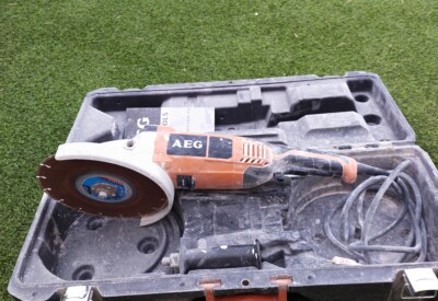 Location Meuleuse disqueuse 230mm Aeg à Toulon