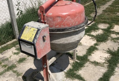 Location Bétonnière électrique Autre à Frouzins