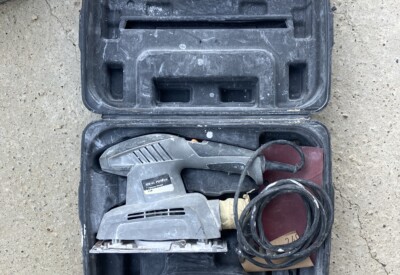 Location Ponceuse électrique Autre à Venasque