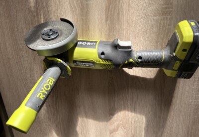Location Meuleuse disqueuse sans-fil Ryobi à Itteville