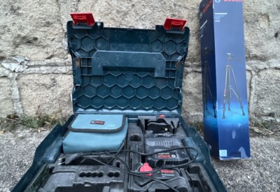 Location Laser rotatif Bosch à Contes