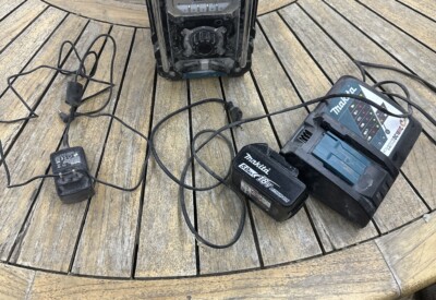 Location Radio-chantier électrique Makita à Landaul