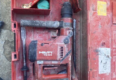 Location Marteau piqueur Hilti à Champlan