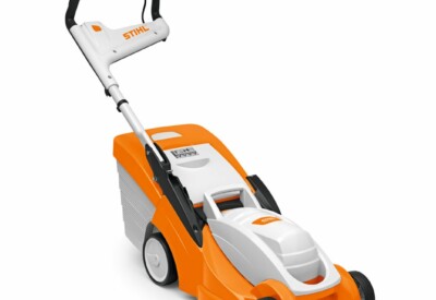 Location Tondeuse à gazon électrique Stihl à Chevigny-Saint-Sauveur