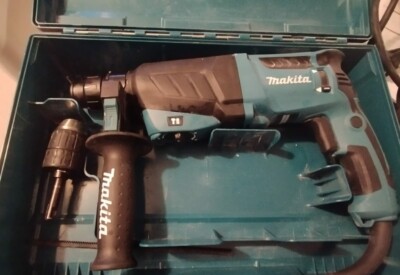 Location Perforateur burineur électrique Makita à Chelles